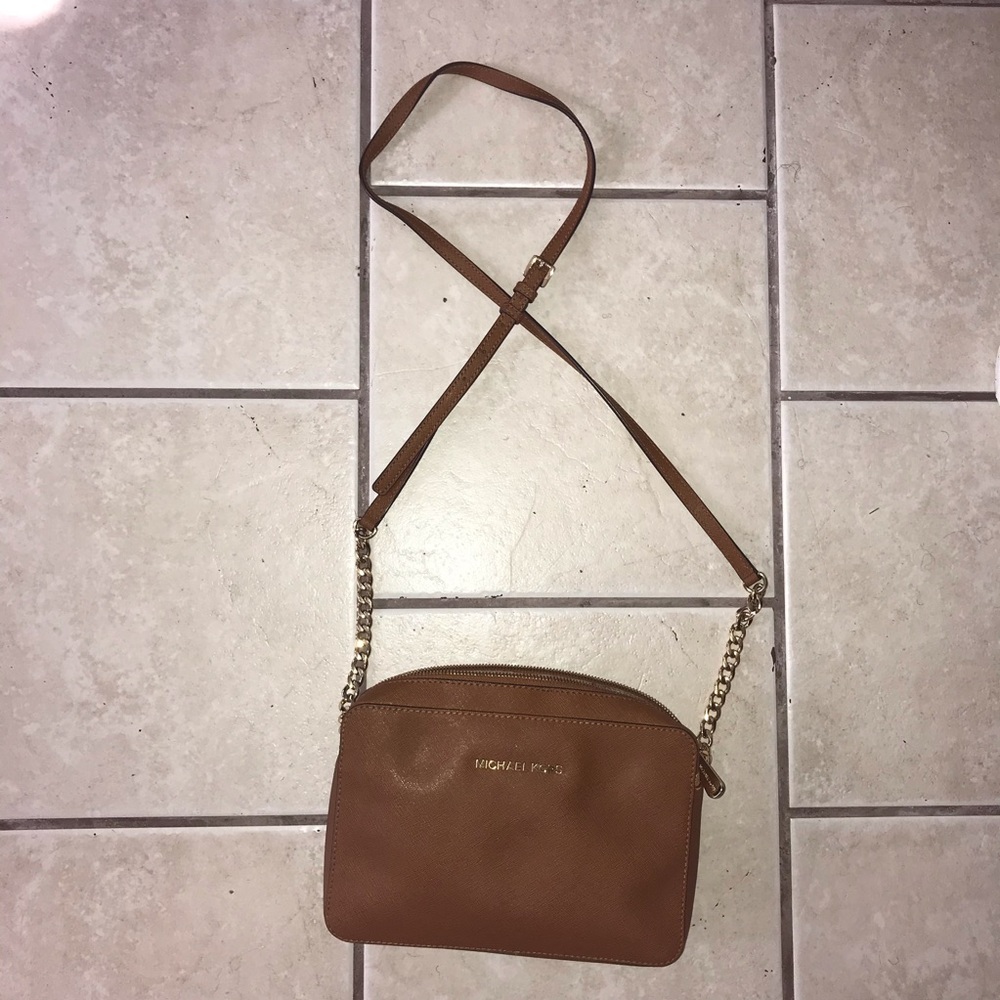 brown michael kors crossbody bag